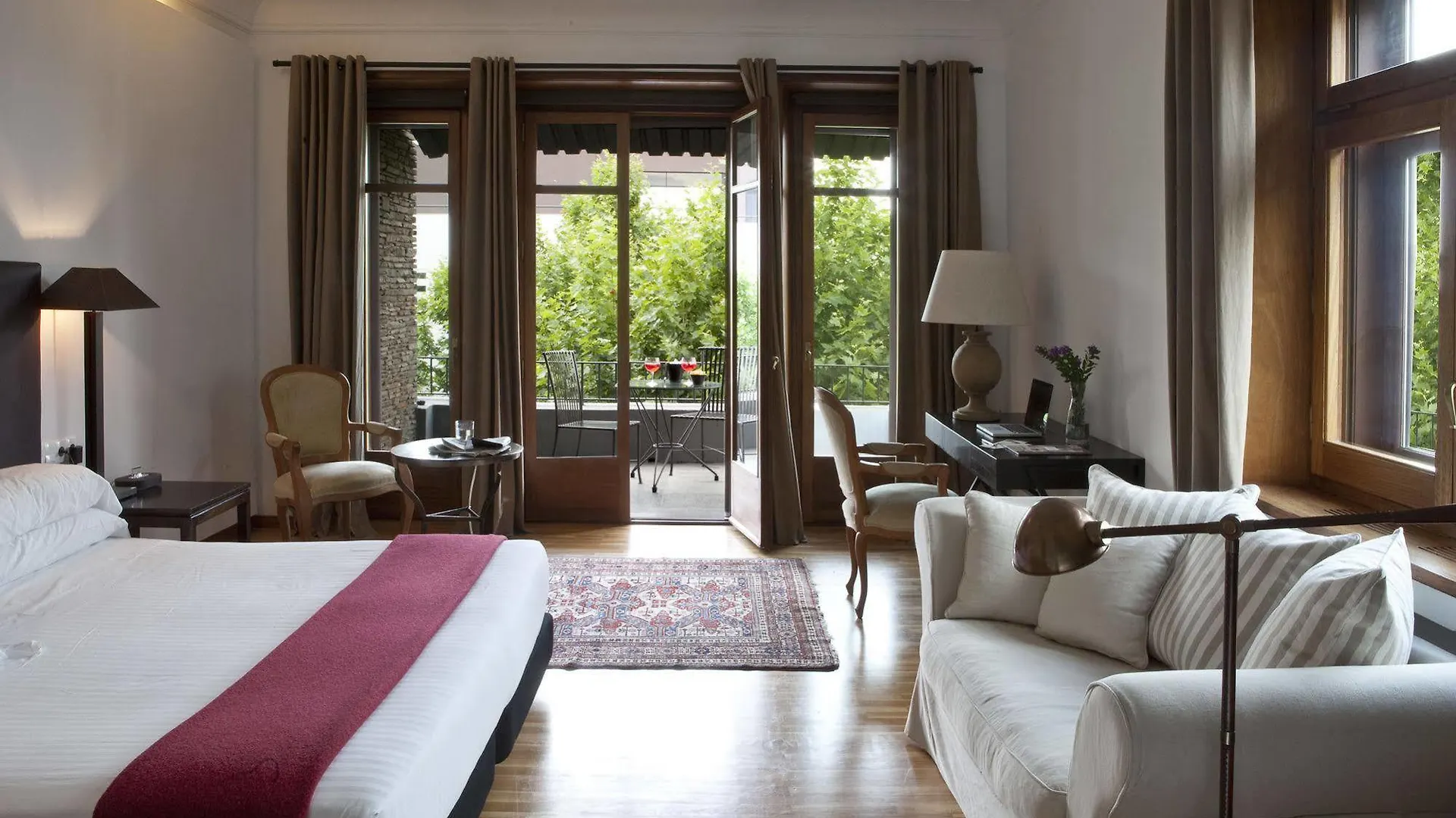 Primero Primera Barcelona Hotel